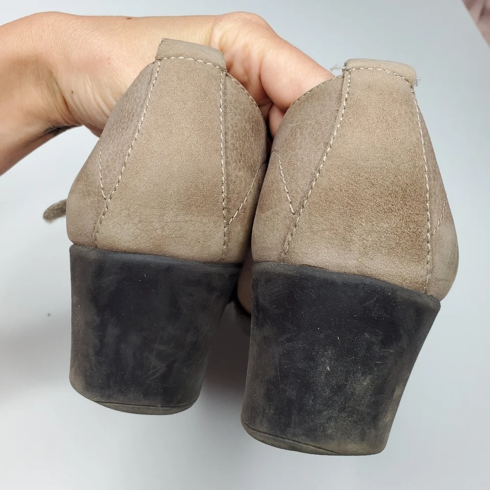 Aerosoles || Tan Leather Wedges Mary Jane - Picture 6 of 6